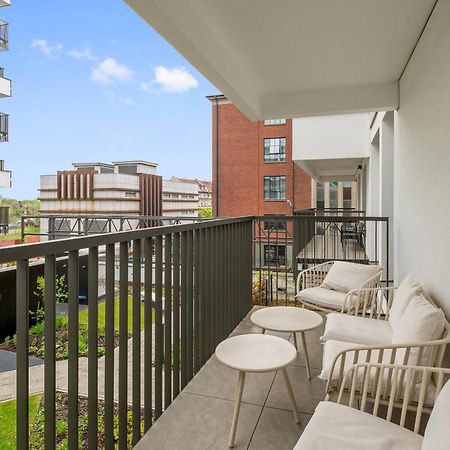 Doki Living - Foodhall & Parking By Downtown Apartments Гданьск Экстерьер фото