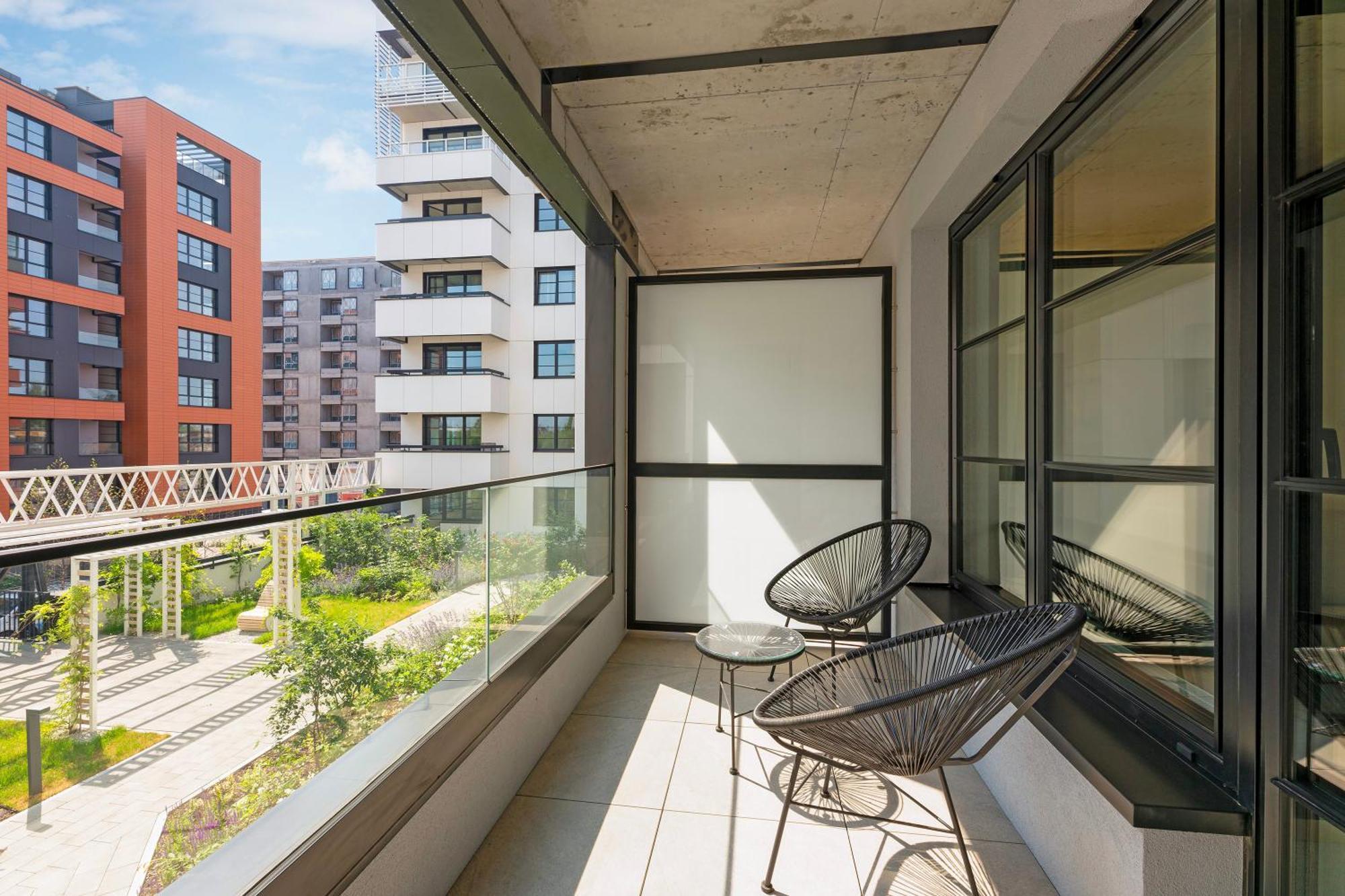 Doki Living - Foodhall & Parking By Downtown Apartments Гданьск Экстерьер фото