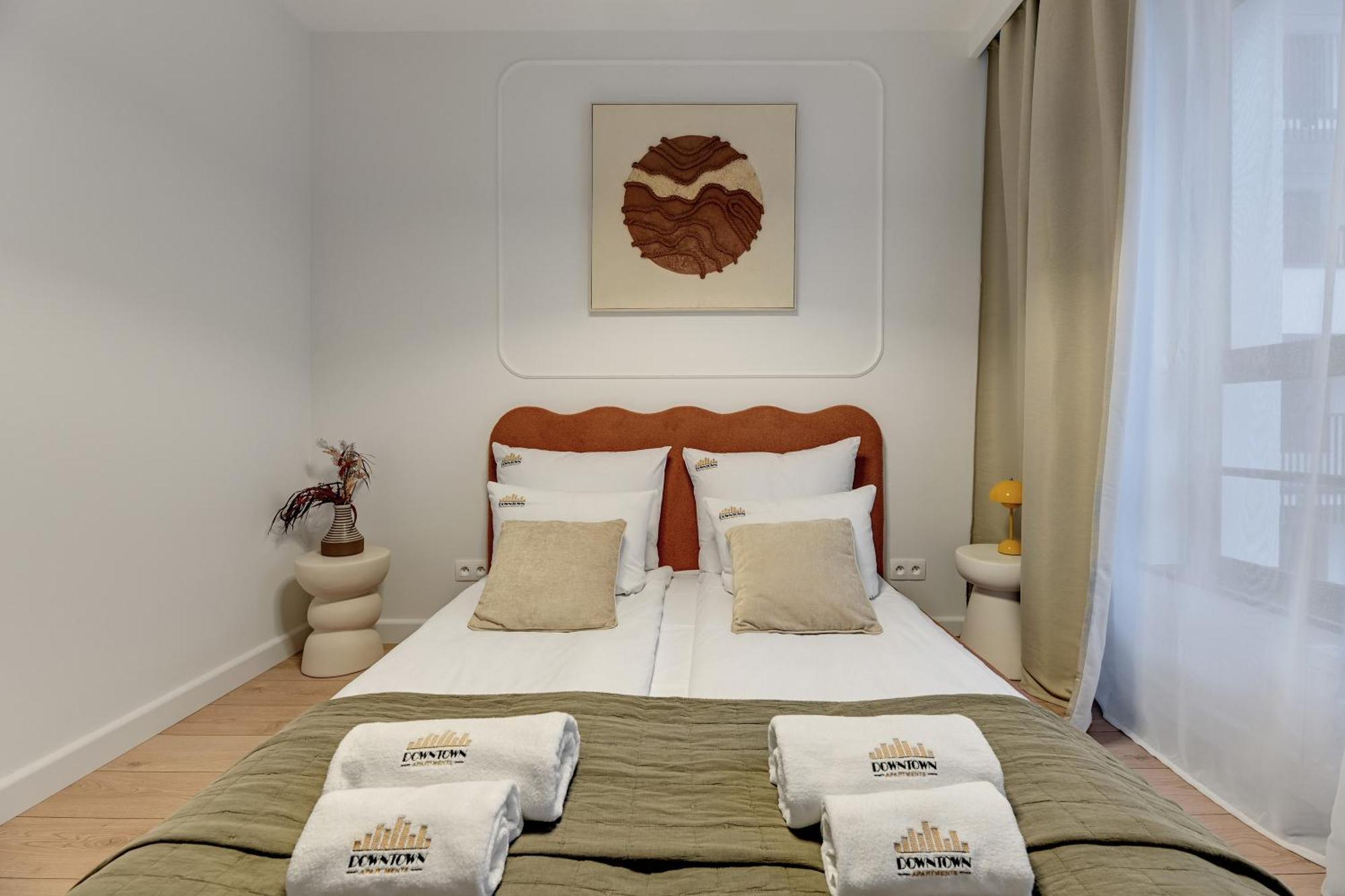 Doki Living - Foodhall & Parking By Downtown Apartments Гданьск Экстерьер фото