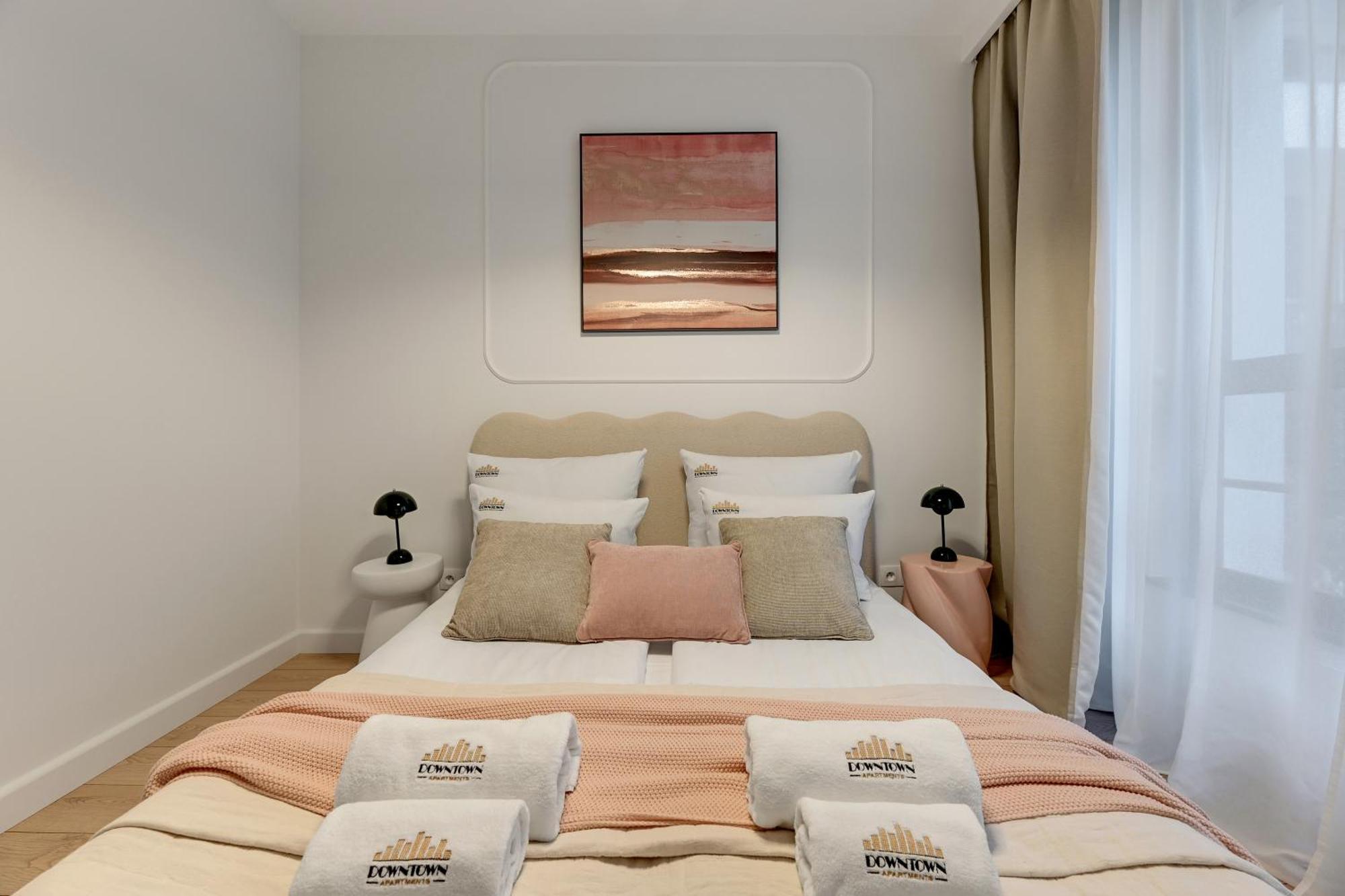 Doki Living - Foodhall & Parking By Downtown Apartments Гданьск Экстерьер фото